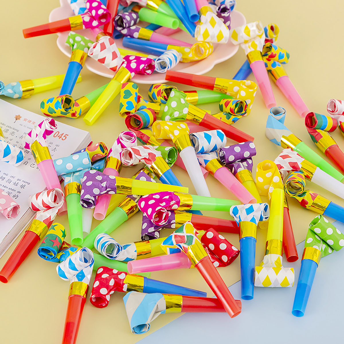 30 pçs assobios coloridos brin - Party Games Easter avaliação e preço
