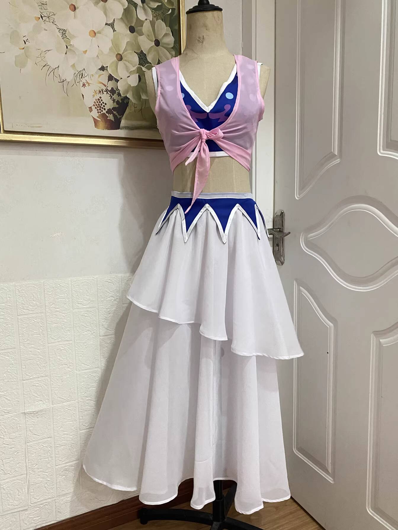 Novo conjunto de fantasia de c - Party Games Name avaliação e preço
