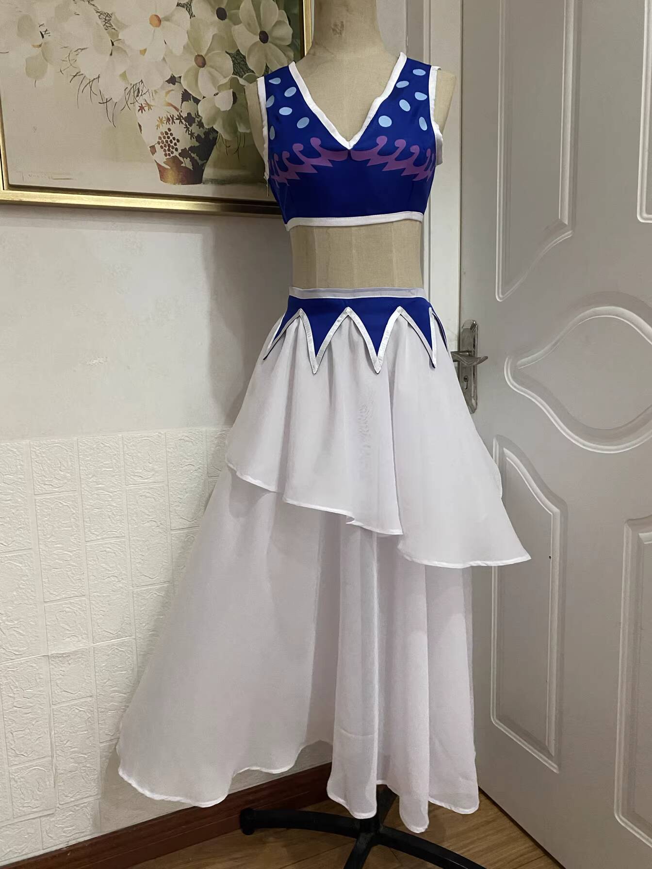 Novo conjunto de fantasia de c - Party Games Name avaliação e preço
